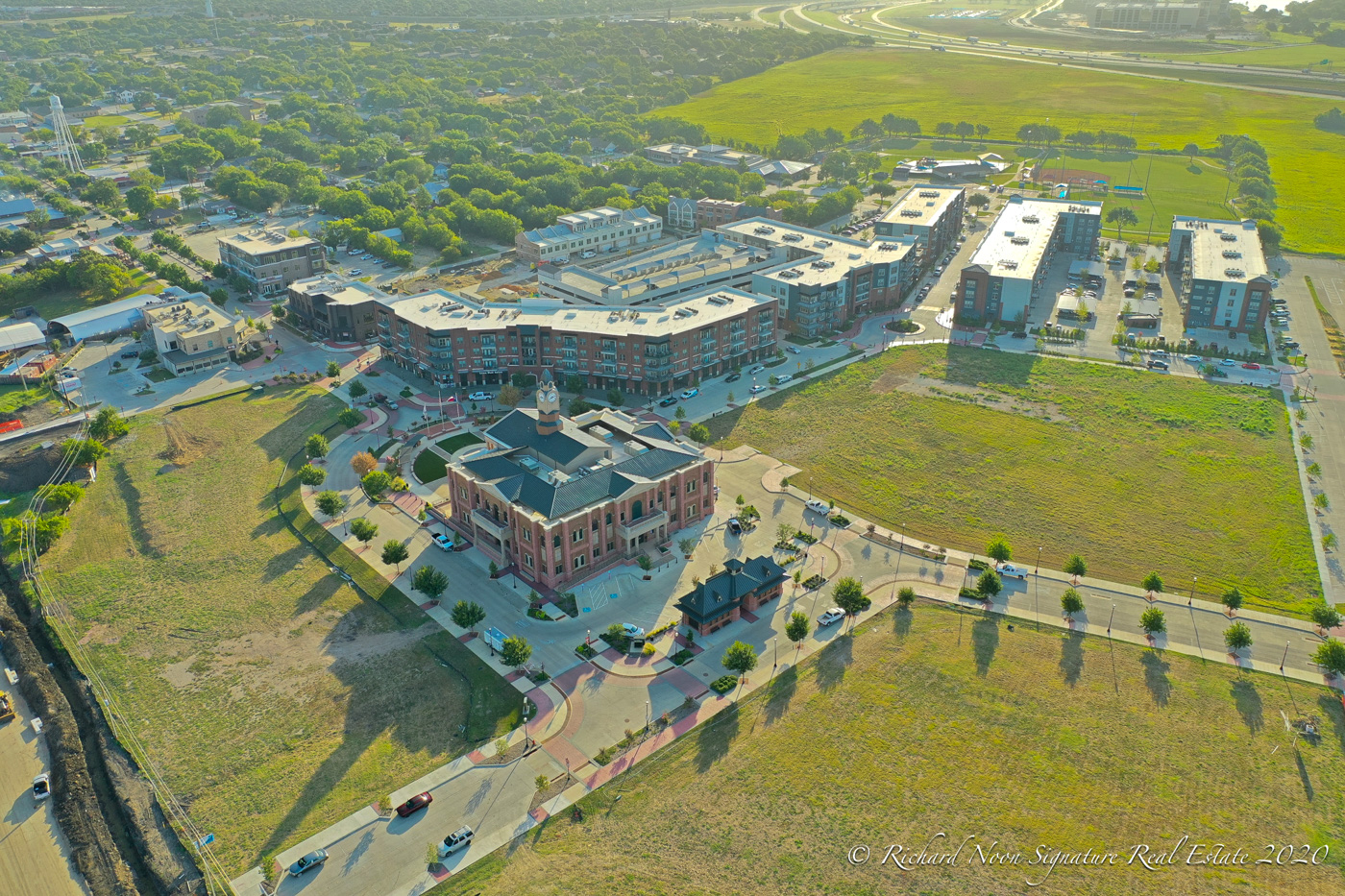 Roanoke Brownstones Roanoke’s First City Center