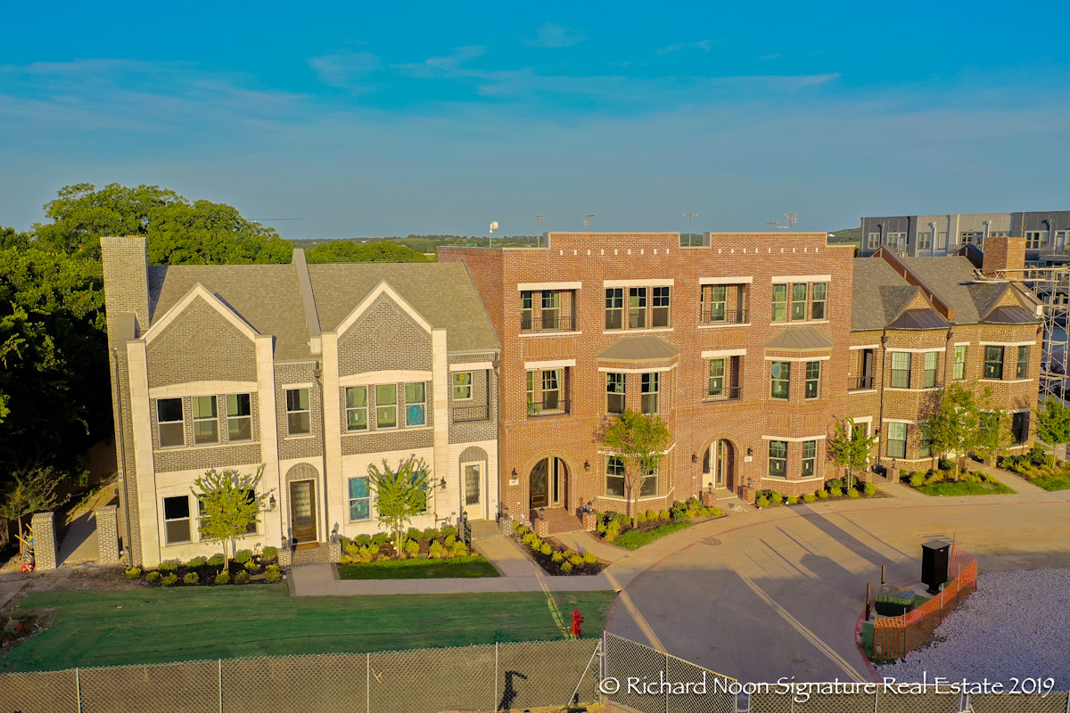 Roanoke Brownstones Roanoke’s First City Center
