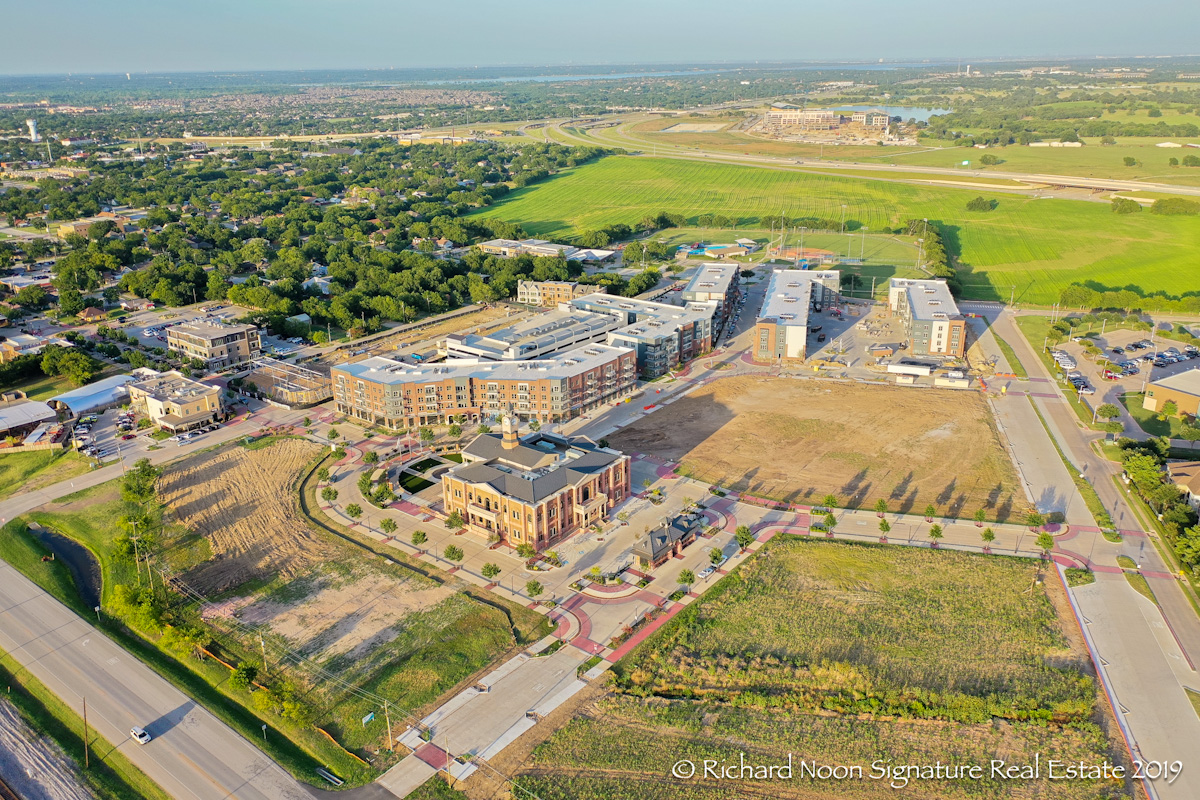 Roanoke Brownstones Roanoke’s First City Center